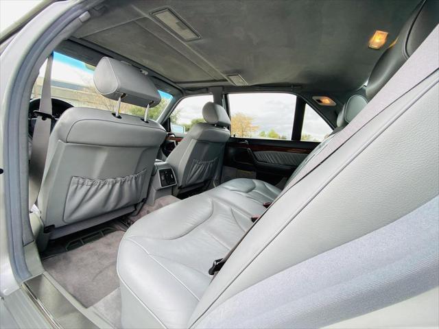1995 Mercedes-Benz S 420 4dr Sedan 4.2L