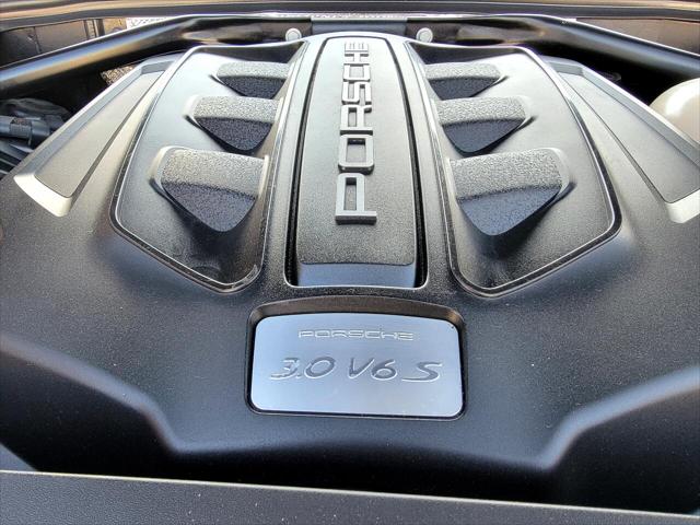 2016 Porsche Macan S