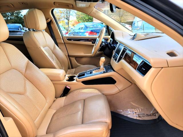 2016 Porsche Macan S