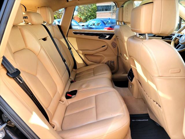 2016 Porsche Macan S
