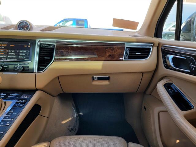 2016 Porsche Macan S