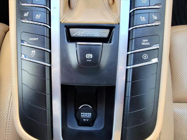 2016 Porsche Macan S