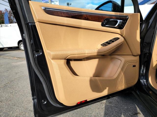 2016 Porsche Macan S