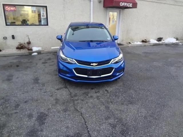 2018 Chevrolet Cruze LT Auto