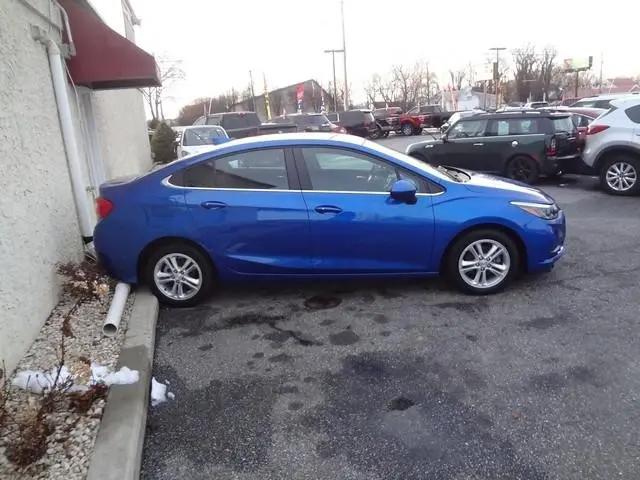 2018 Chevrolet Cruze LT Auto