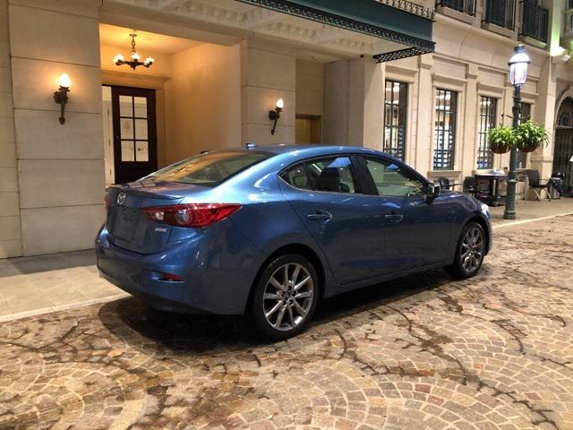 2018 Mazda Mazda3 Touring