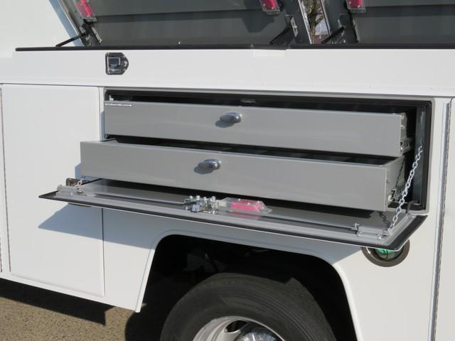 2022 Ram 5500 Tradesman/SLT