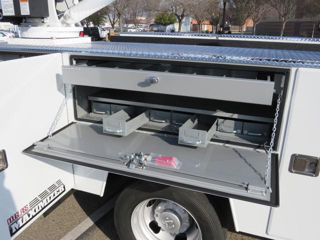2022 Ram 5500 Tradesman/SLT