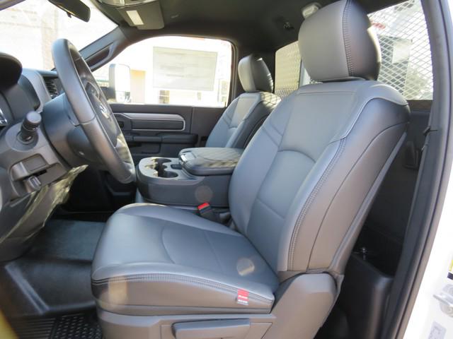 2022 Ram 5500 Tradesman/SLT