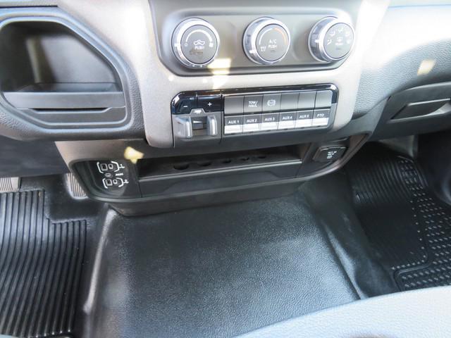 2022 Ram 5500 Tradesman/SLT