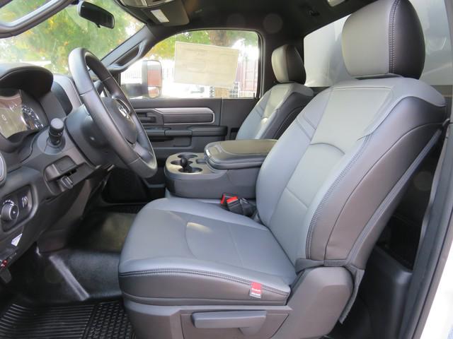 2022 Ram 5500 Tradesman/SLT