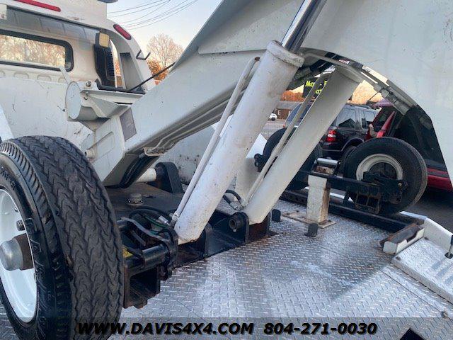 2016 Mitsubishi Fuso FE 160 Diesel Canter Cab Over/Wrecker Tow Truck