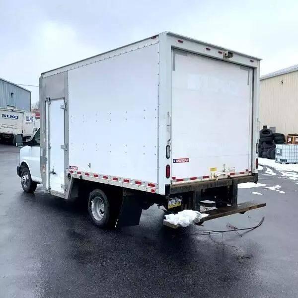 2016 Chevrolet Express Cutaway 3500