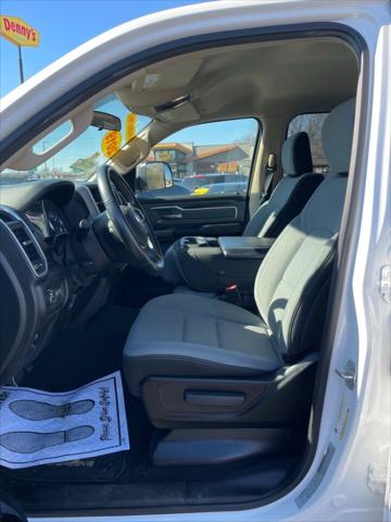2019 Ram 1500 Big Horn/Lone Star Crew Cab 4x4 57 Box