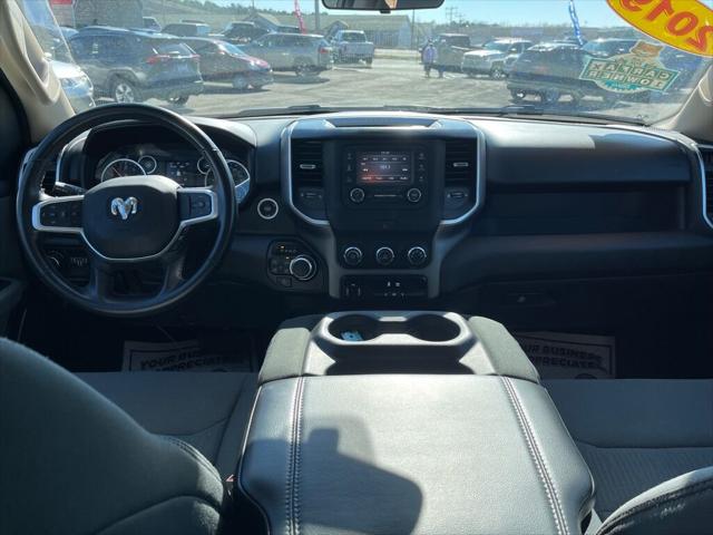 2019 Ram 1500 Big Horn/Lone Star Crew Cab 4x4 57 Box