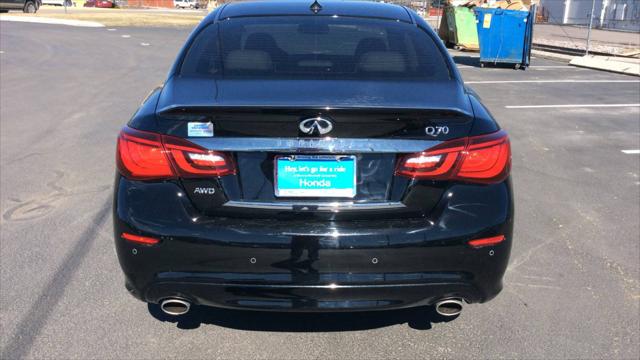 2017 INFINITI Q70 3.7X