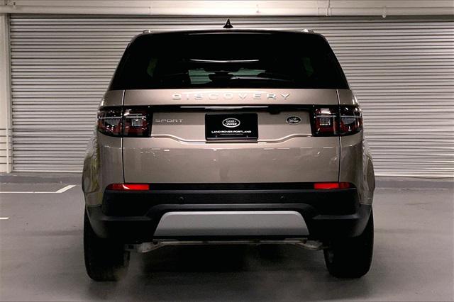 2022 Land Rover Discovery Sport SE
