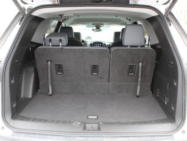2020 Chevrolet Traverse FWD LT Leather