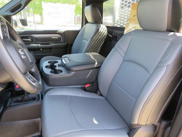 2022 Ram 5500 Tradesman/SLT