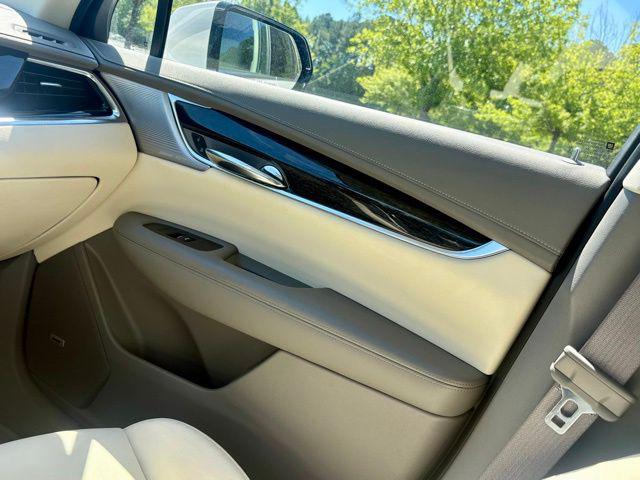 2021 Cadillac XT6 FWD Premium Luxury