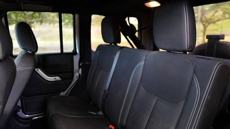 2018 Jeep Wrangler JK Unlimited Sahara 4x4