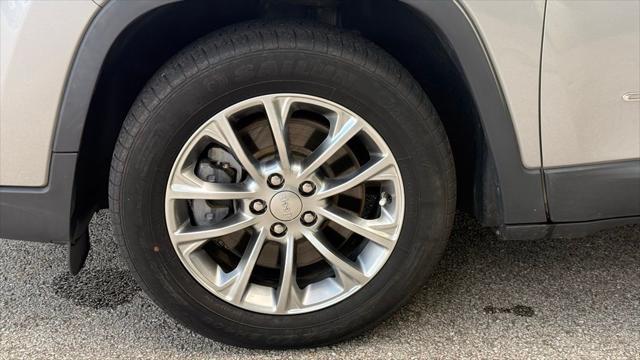 2019 Jeep Cherokee Latitude Plus FWD