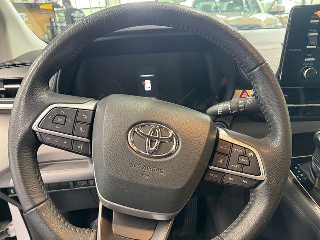2022 Toyota Sienna XLE