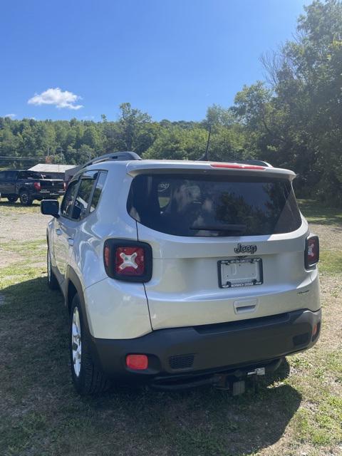 2018 Jeep Renegade Latitude FWD