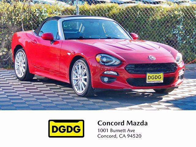 17 Fiat 124 Spider Lusso Convertible Ratings Pricing Reviews Awards