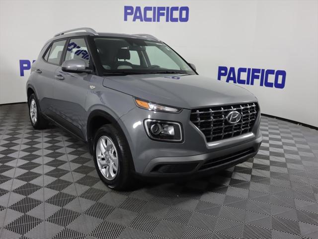 used 2020 Hyundai VENUE SEL