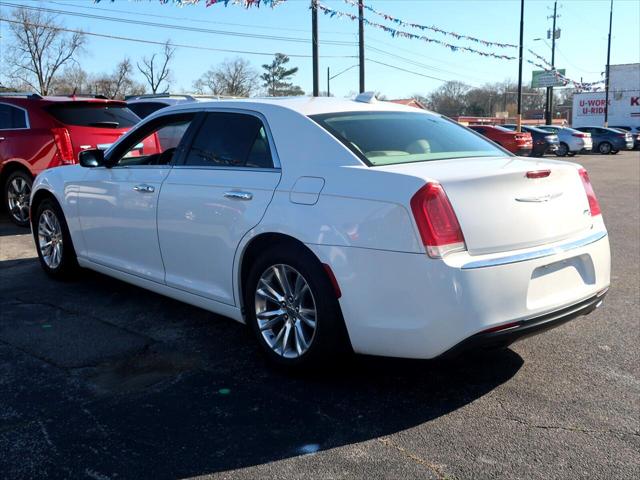 2016 Chrysler 300 300C