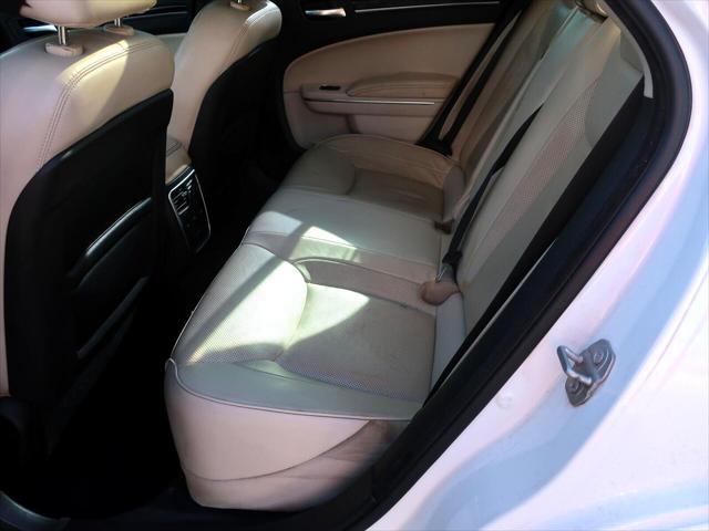 2016 Chrysler 300 300C