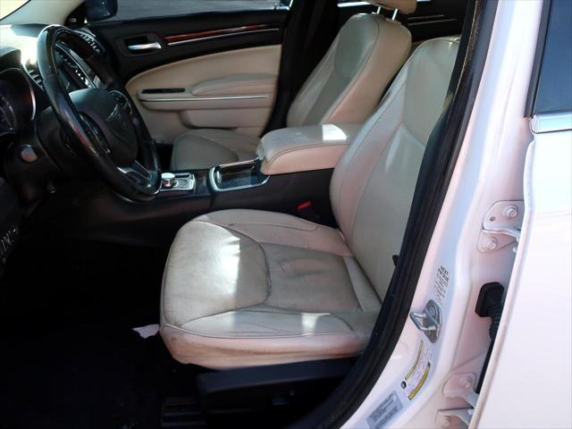 2016 Chrysler 300 300C