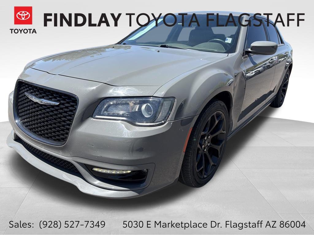2019 Chrysler 300 S's photo