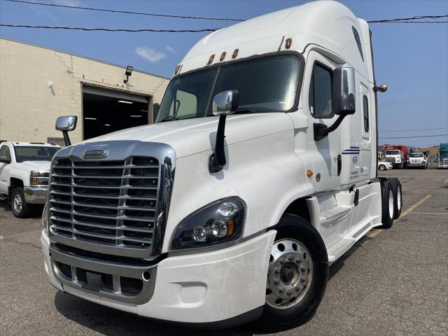 2016 Freightliner Cascadia CA125SLP Sleeper for sale in Oak Park, MI