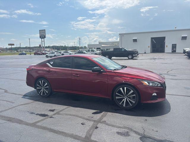 2021 Nissan Altima SR FWD