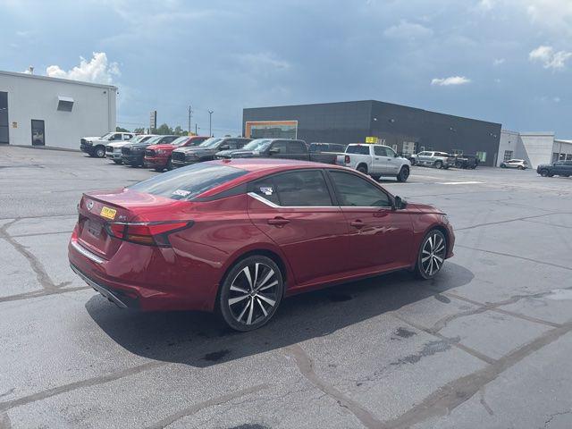 2021 Nissan Altima SR FWD