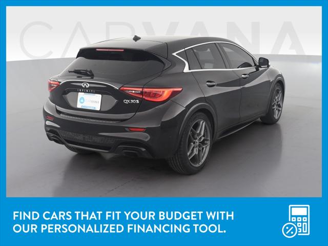 2017 INFINITI QX30 Sport