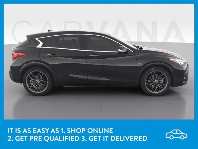 2017 INFINITI QX30 Sport