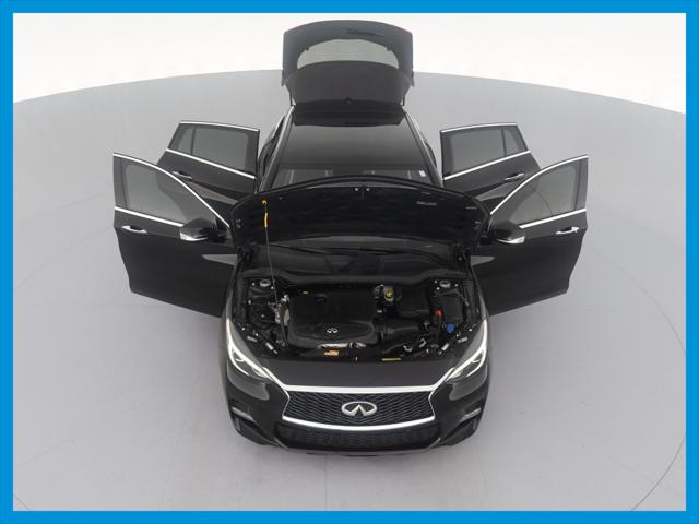 2017 INFINITI QX30 Sport