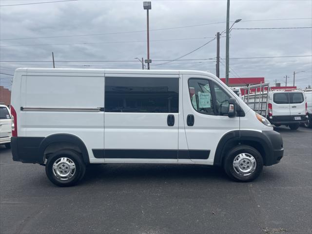 2017 Ram ProMaster Cargo Van Low Roof 136" WB
