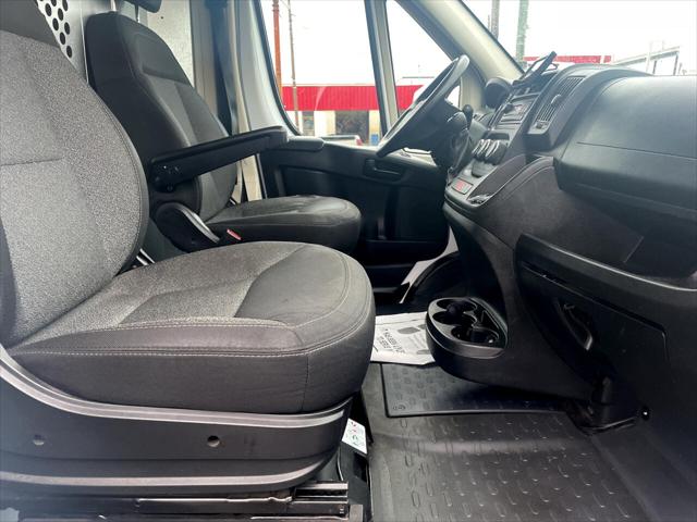 2017 Ram ProMaster Cargo Van Low Roof 136" WB