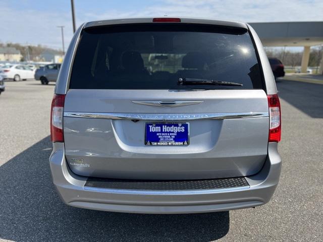 2013 Chrysler Town & Country Touring