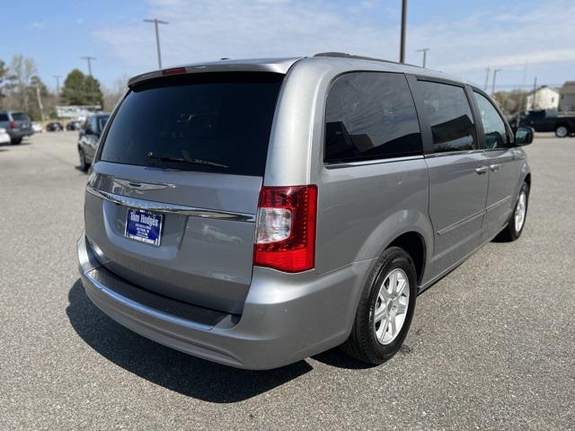 2013 Chrysler Town & Country Touring