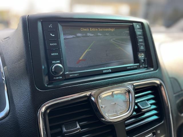 2013 Chrysler Town & Country Touring