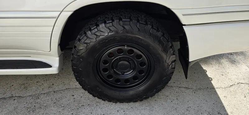 2003 Lexus LX 470 4dr SUV