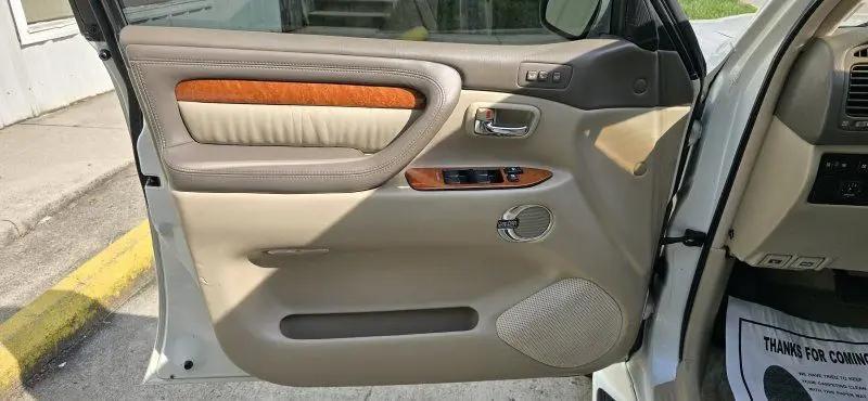 2003 Lexus LX 470 4dr SUV