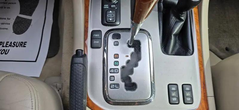 2003 Lexus LX 470 4dr SUV