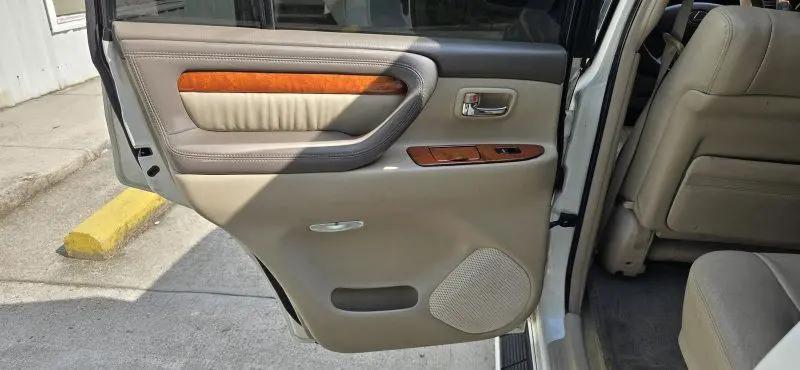 2003 Lexus LX 470 4dr SUV