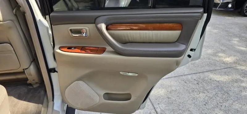 2003 Lexus LX 470 4dr SUV
